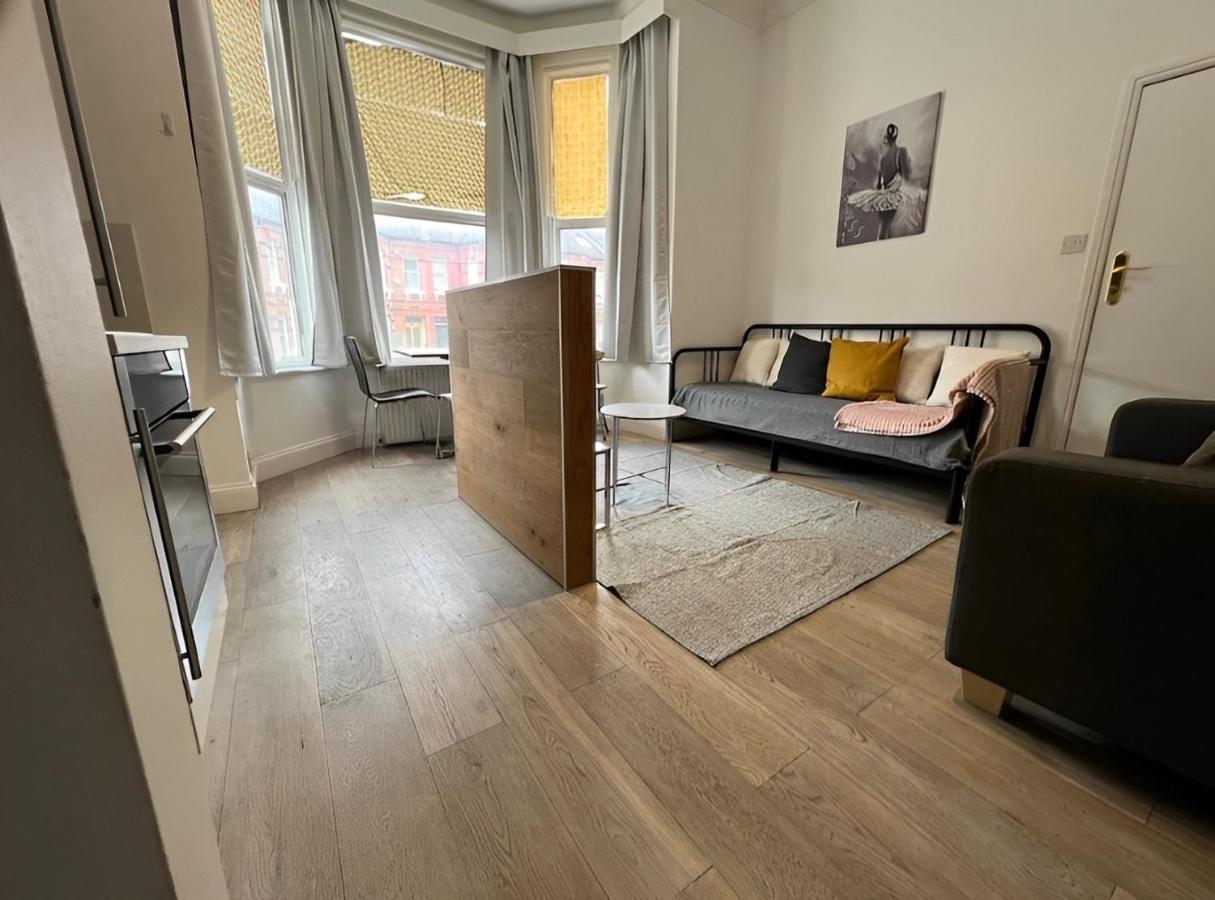 Nice Studio Shepherd'S Bush London Near Everything מראה חיצוני תמונה